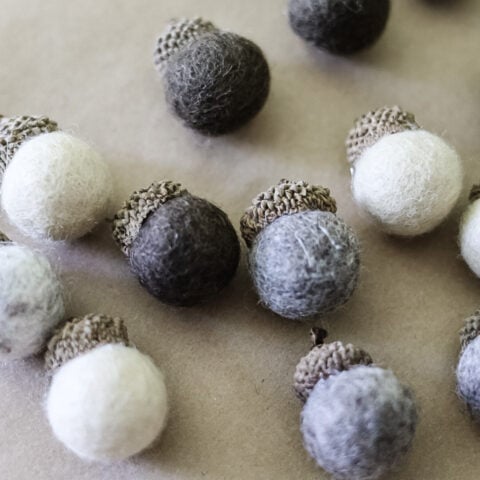 felt acorn diy project