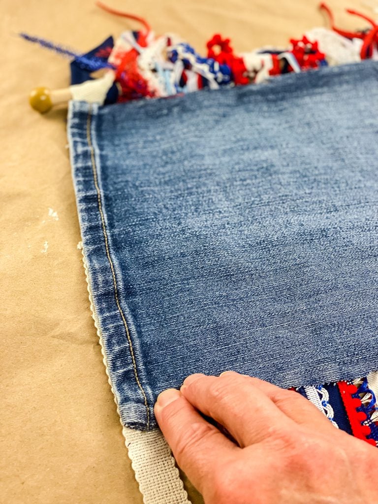 Gluing denim to a ribbon flag